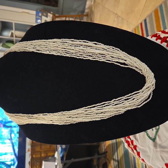 Vintage White Seed Necklace - Picture 1 of 6